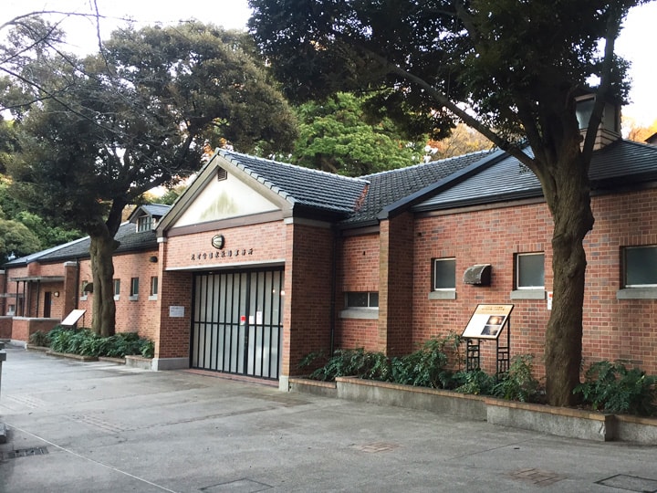 元町公園プール管理棟 -Motomachi Swimming Pool, Administration Office-